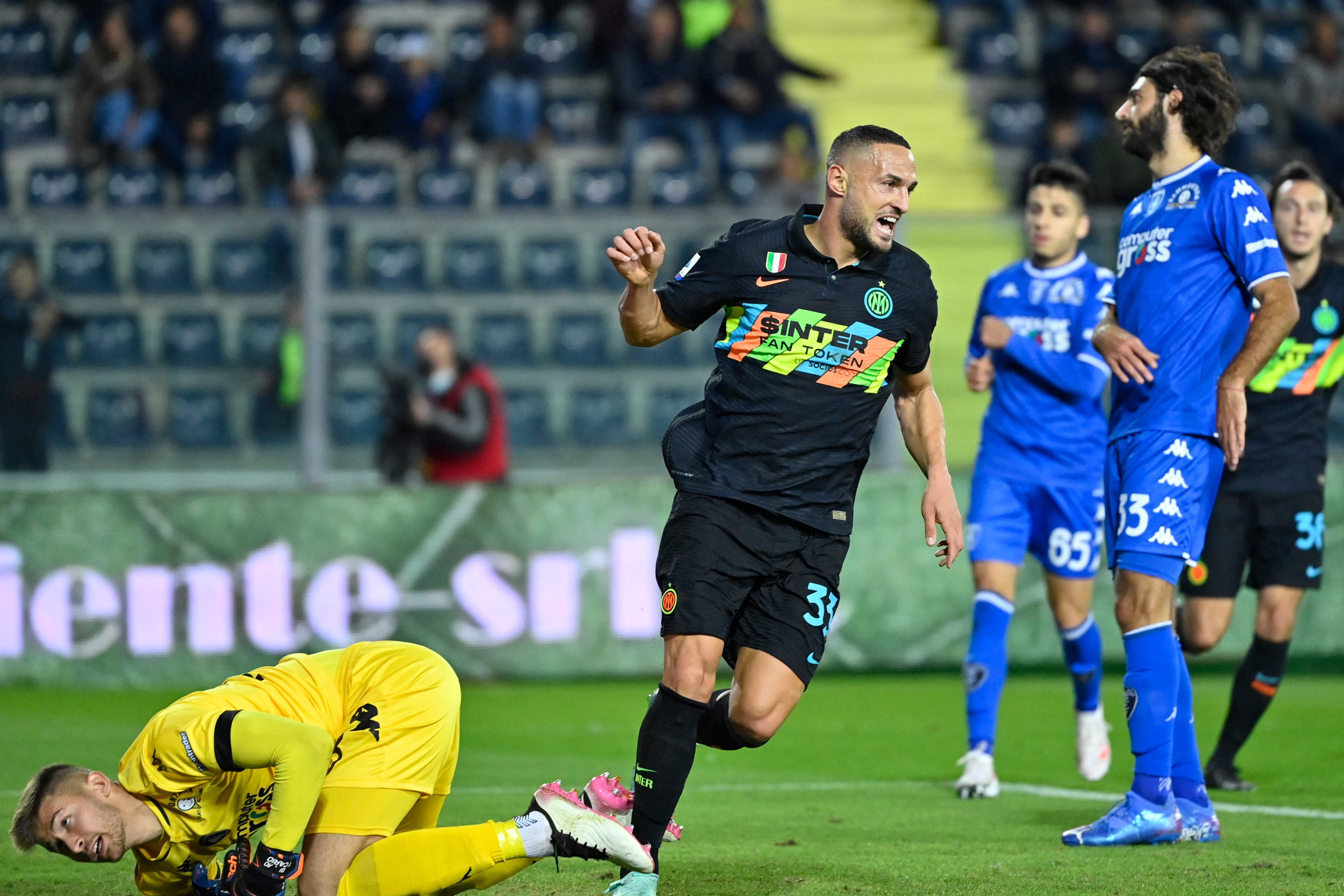 包含上海久事调整名单备战意甲皇家社会强势反弹备战意大利杯，里昂官宣签约备战意甲直接炸裂的词条